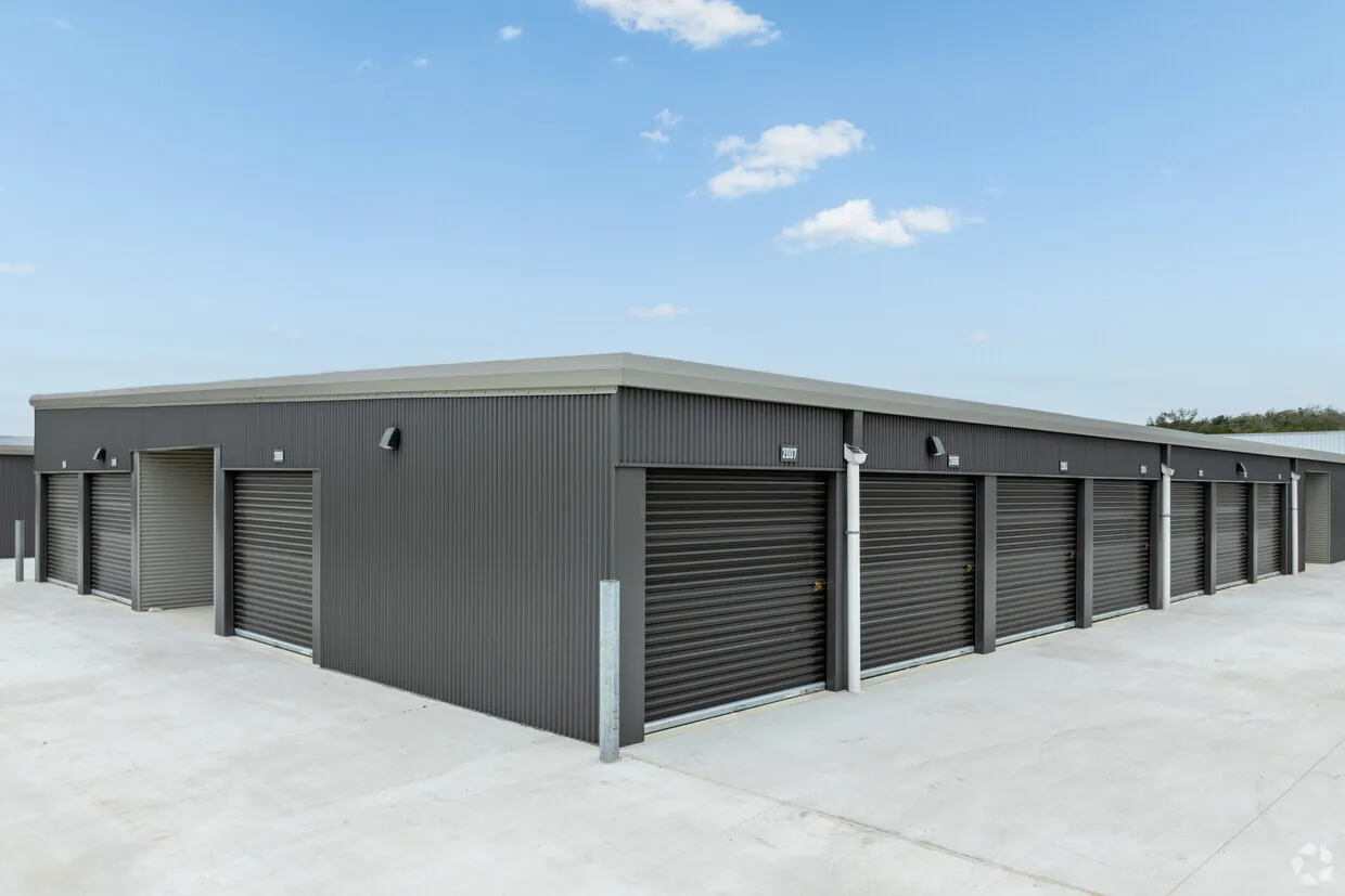 Outdoor drive-up self storage unit at the West Henly storage facility.